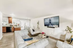 4634 144th Pl SE, Bellevue, WA 98006 - Photo 12