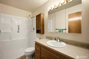 708 Marion Ln SE, Puyallup, WA 98372 - Photo 8