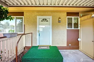 708 Marion Ln SE, Puyallup, WA 98372 - Photo 2