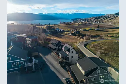 118 Porcupine Lane, Chelan, WA 98816 - Photo 2