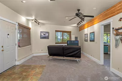 10507 48th Street E, Edgewood, WA 98372 - Photo 20