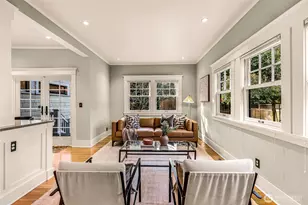 2333 Federal Ave E, Seattle, WA 98102 - Photo 12