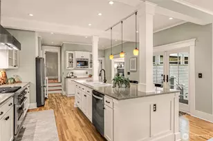 2333 Federal Ave E, Seattle, WA 98102 - Photo 10