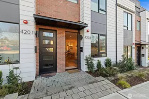 4203 SW Raymond St, Seattle, WA 98136 - Photo 2