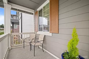 18815 Eagle Ridge Dr E, Bonney Lake, WA 98391 - Photo 2