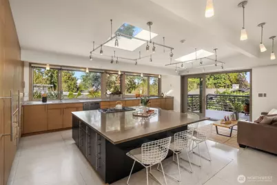 7640 NE 32nd Street, Medina, WA 98039 - Photo 10