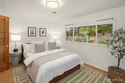 7640 NE 32nd Street, Medina, WA 98039 - Photo 28