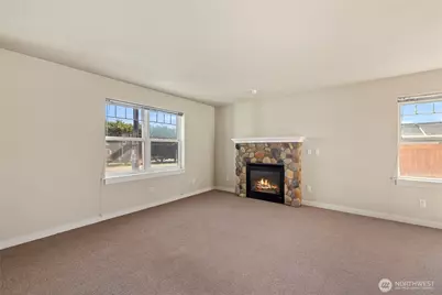 306 S Main Street #A1, Coupeville, WA 98239 - Photo 6