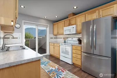 203 Parkway Drive, Manson, WA 98831 - Photo 8