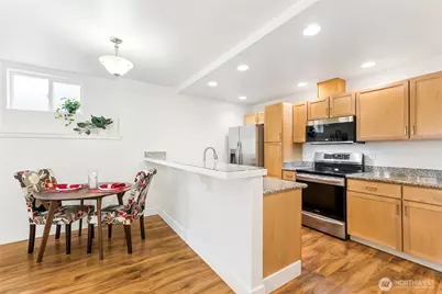 5907 40th Avenue SW #B, Seattle, WA 98136 - Photo 6