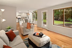 19345 NE 200th St, Woodinville, WA 98077 - Photo 14