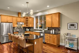 8360 Loyal Way NW, Seattle, WA 98117 - Photo 10