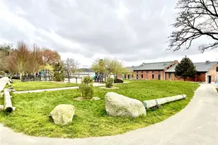 8360 Loyal Way NW, Seattle, WA 98117 - Photo 38