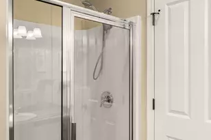 8360 Loyal Way NW, Seattle, WA 98117 - Photo 16