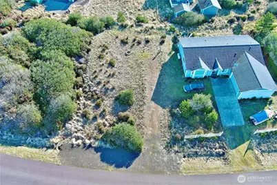 437 N Bel Air Loop, Ocean Shores, WA 98569 - Photo 6