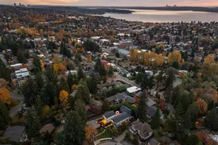 11217 NE 95th St, Kirkland, WA 98033 - Photo 30