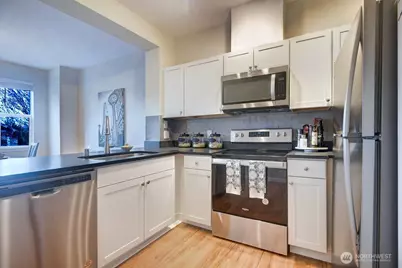 2680 139th Avenue SE #40, Bellevue, WA 98005 - Photo 12