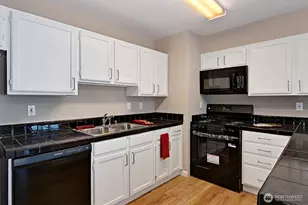 2117 N 107th St, Seattle, WA 98133 - Photo 10