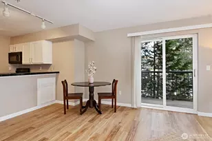 2117 N 107th St, Seattle, WA 98133 - Photo 6