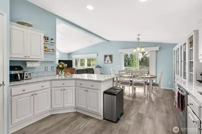 2240 Schirm Loop NW, Olympia, WA 98502 - Photo 12