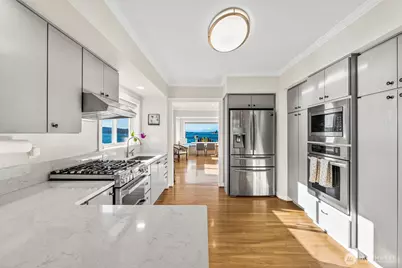 1816 Day Island Boulevard W, University Place, WA 98466 - Photo 8