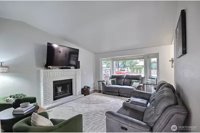 14512 2nd Avenue E, Tacoma, WA 98445 - Photo 4