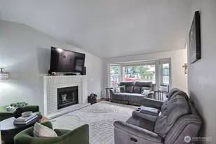 14512 2nd Ave E, Tacoma, WA 98445 - Photo 4