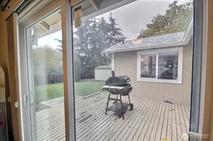 14512 2nd Ave E, Tacoma, WA 98445 - Photo 16