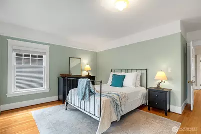 2430 8th Avenue W, Seattle, WA 98119 - Photo 16