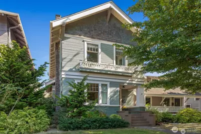 2430 8th Avenue W, Seattle, WA 98119 - Photo 2