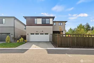 33352 Holly Ave SE, Black Diamond, WA 98010 - Photo 2