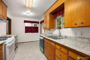 10210 NE 23rd St, Bellevue, WA 98004 - Photo 22