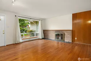 10210 NE 23rd St, Bellevue, WA 98004 - Photo 18