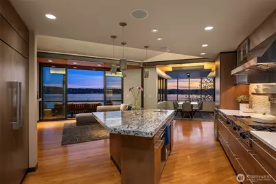 7703 W Mercer Way, Mercer Island, WA 98040 - Photo 4