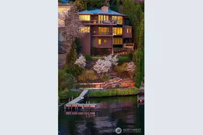 7703 W Mercer Way, Mercer Island, WA 98040 - Photo 2