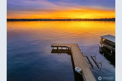 7703 W Mercer Way, Mercer Island, WA 98040 - Photo 34