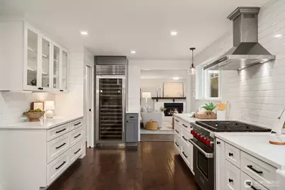 1829 244th Avenue SE, Sammamish, WA 98075 - Photo 10