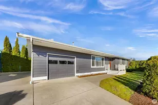 911 Virginia St, Bellingham, WA 98225 - Photo 2