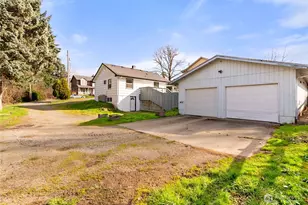 3624 E R St, Tacoma, WA 98404 - Photo 2