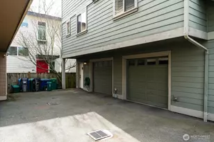 2005 NW 59th St, Seattle, WA 98107 - Photo 4