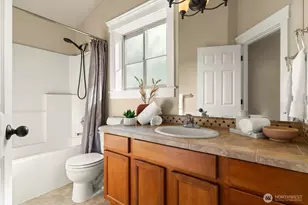 2005 NW 59th St, Seattle, WA 98107 - Photo 26