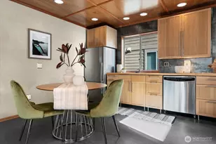 2005 NW 59th St, Seattle, WA 98107 - Photo 8