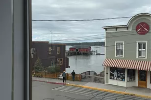 9 Front St NW, Coupeville, WA 98239 - Photo 6