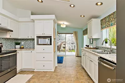 27411 218th Lane SE #92, Maple Valley, WA 98038 - Photo 10