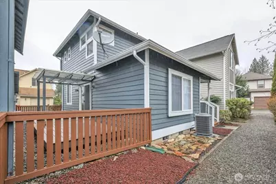 25123 Roberts Drive #504, Black Diamond, WA 98010 - Photo 4