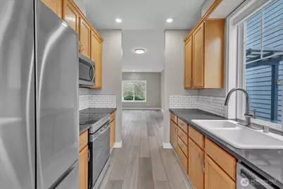 25123 Roberts Drive #504, Black Diamond, WA 98010 - Photo 12