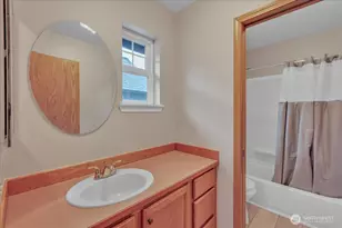 25123 Roberts Dr, Black Diamond, WA 98010 - Photo 26