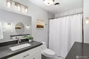 15812 30th Ave NE, Shoreline, WA 98155 - Photo 16