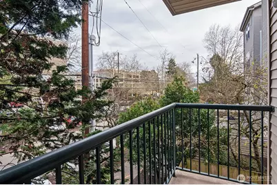 2117 N 107th Street #201, Seattle, WA 98133 - Photo 8
