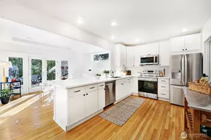 3027 NE 91st St, Seattle, WA 98115 - Photo 8